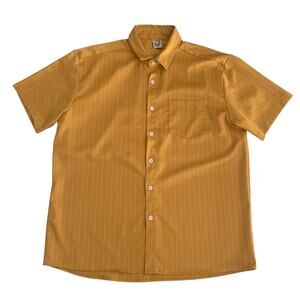 Hardaddy Men's Size M Short Sleeve Button Up Striped Casual Shirt